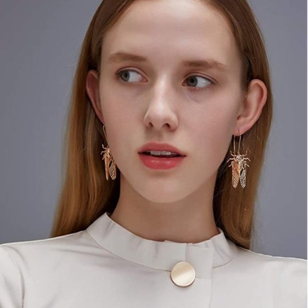 NEW Anthropologie Antique Gold Insect Earrings - Picture 2 of 7